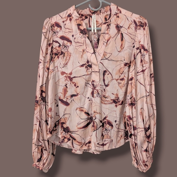 Anthropologie Pink Floral V-Neck Long Sleeve Pleated Draped Silky Blouse Office - Picture 2 of 10